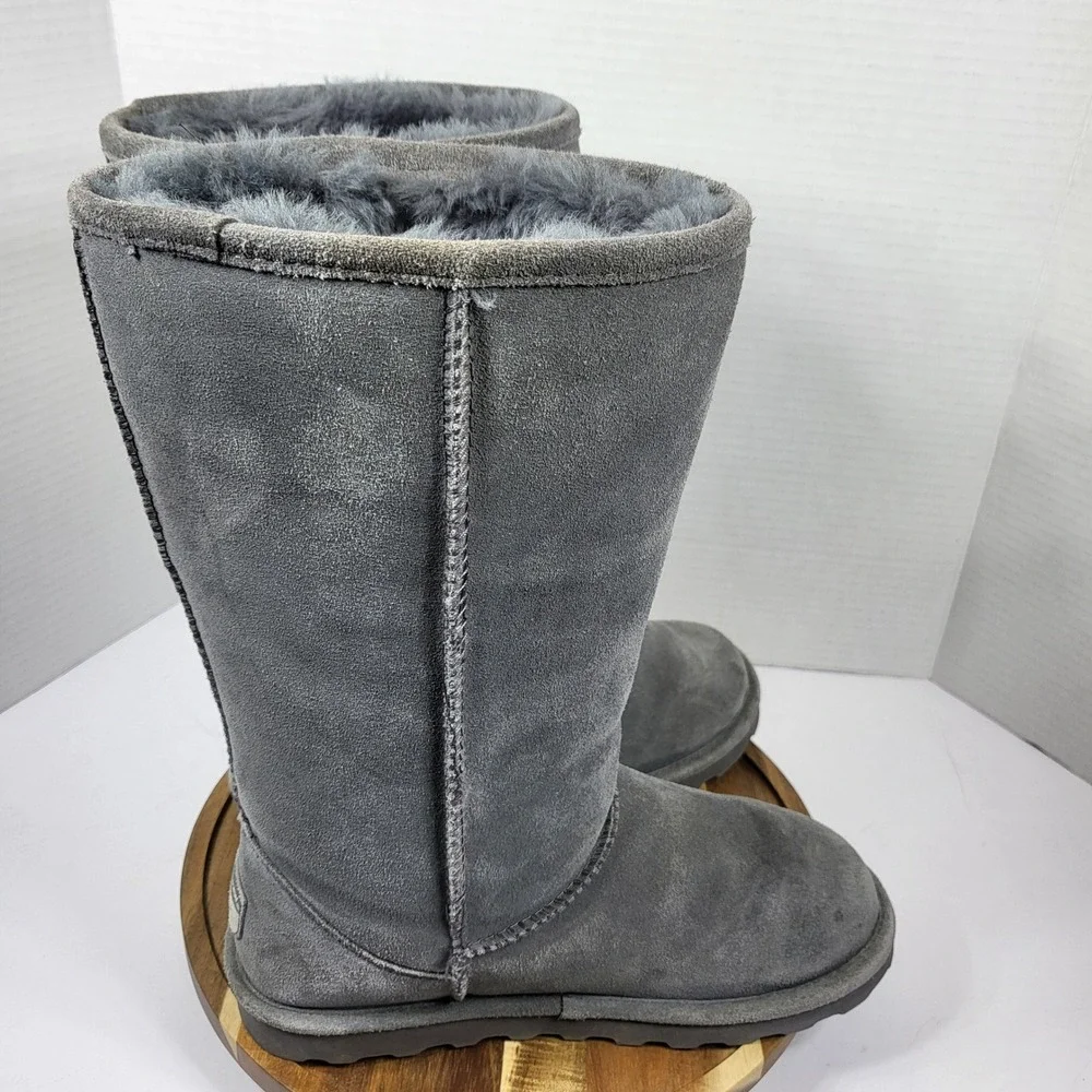 Bearpaw Women's Elle Tall‎ Wide Calf Suede Sheepskin Boots Charcoal Grey Size 8